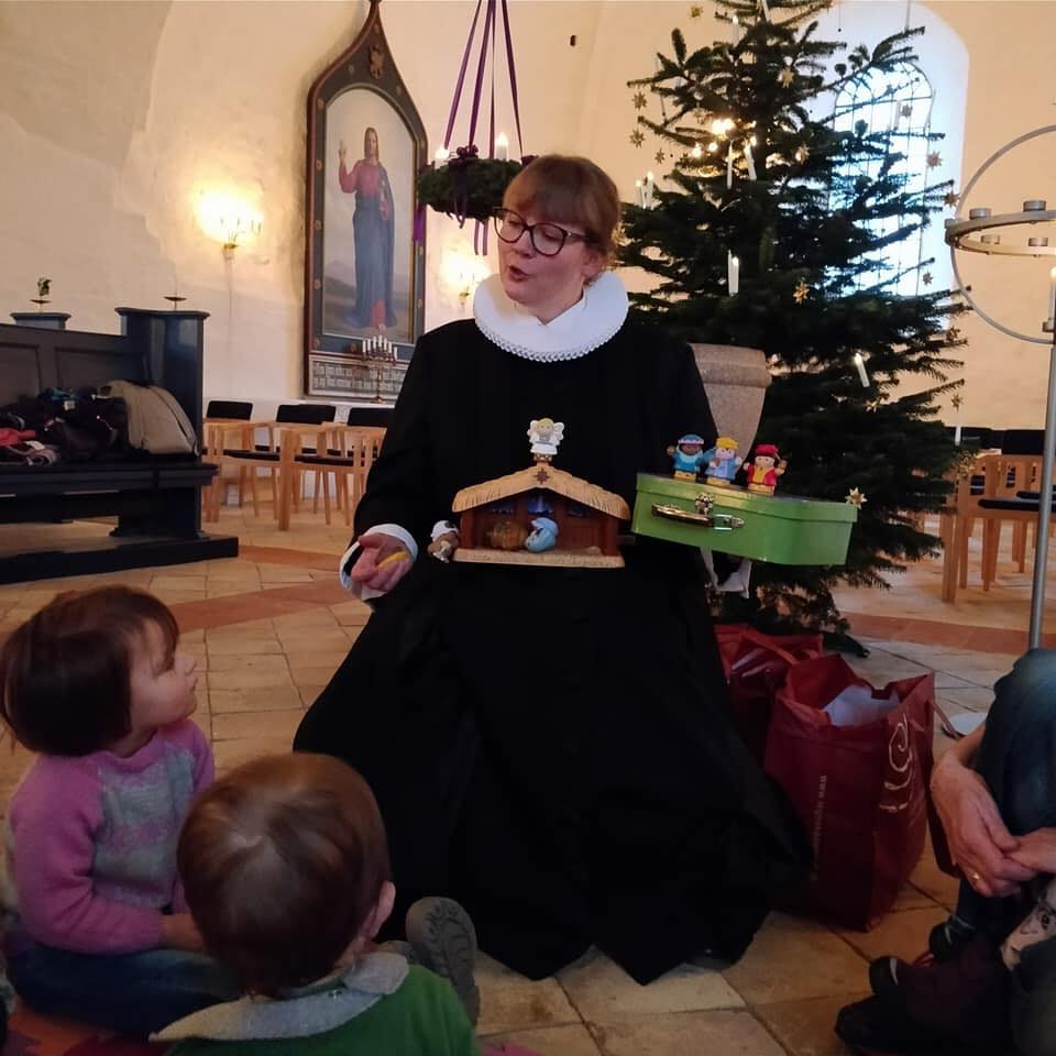 Præsten hygger sig!